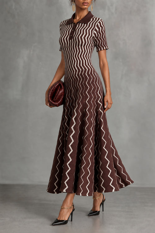 Camila — Vestido midi cuello en V rayas, vista lateral