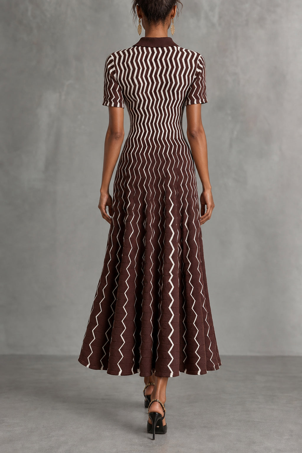 Camila — Vestido midi cuello en V rayas, espalda